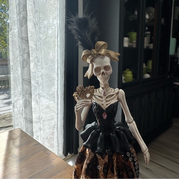 Bella Lux Skeleton Masquerade Figurine with Leopard Tutu Gothic Halloween 14” - Picture 2 of 6